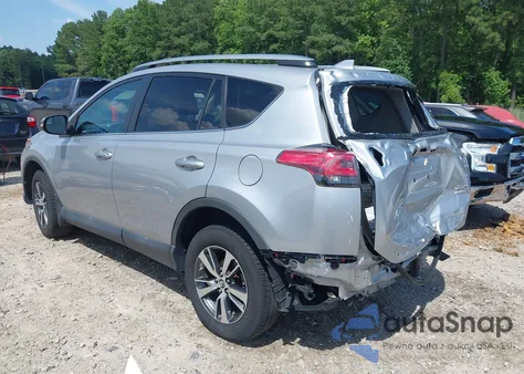 2017 Toyota Rav4 Xle z USA, uszkodzony, nr VIN 2T3RFREV5HW656166